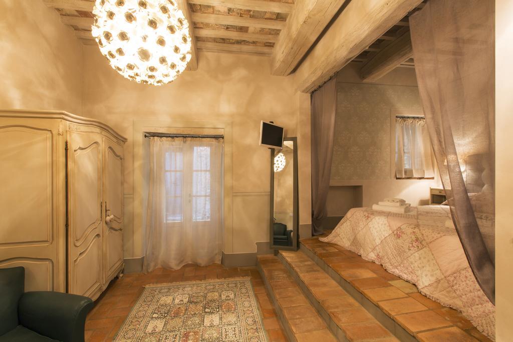 Le Bifore コルトーナ 部屋 写真